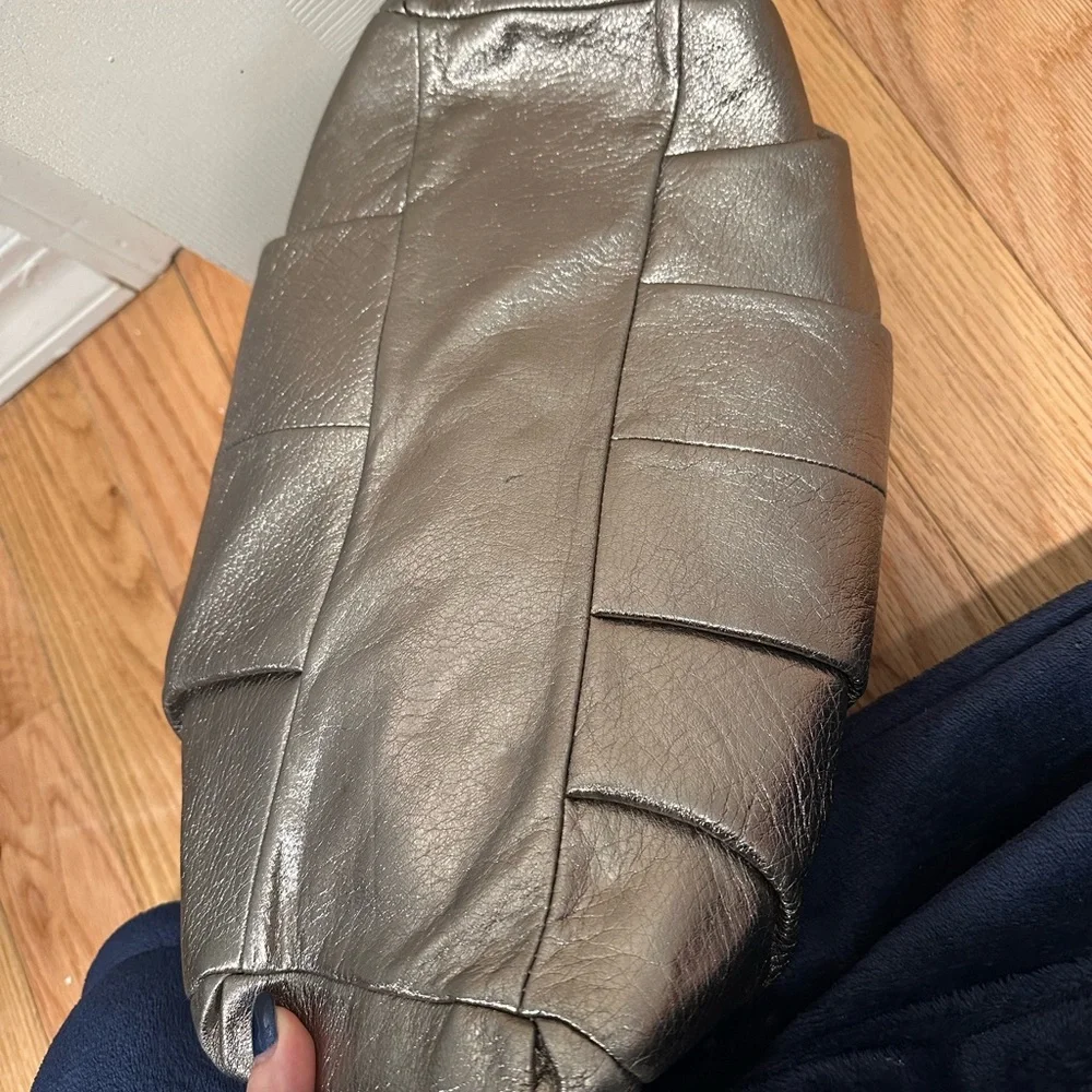 Real❗️COACH metallic bag 💼 like new!! - Picture 6 of 9